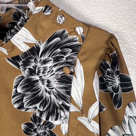 Who What Wear Sz M Long Sleeve Floral Peplum Blouse Asymmetrical Buttons Mustard - Picture 3 of 11